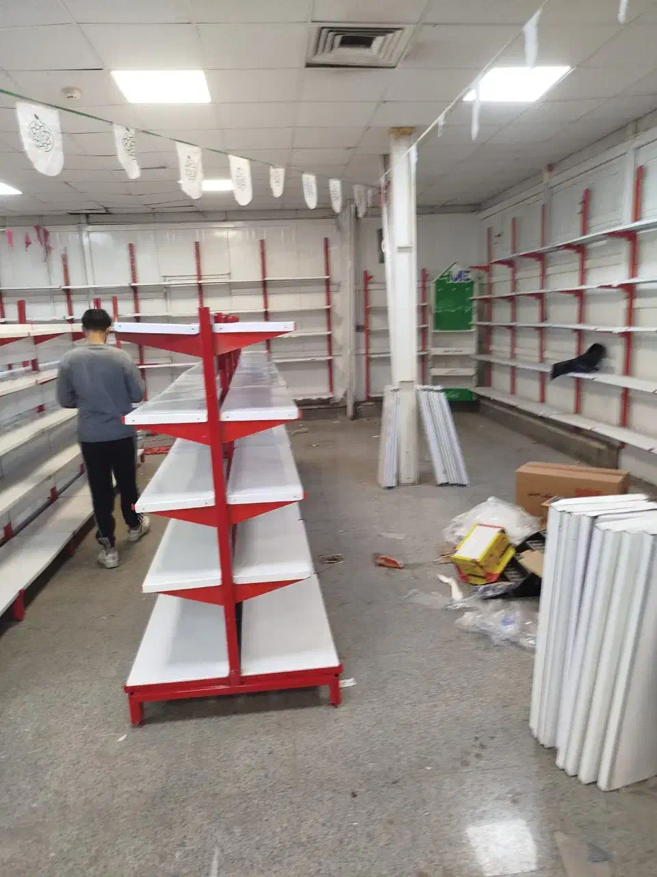 قفسه لبه جلو کتیبه ای/قفسه فروشگاه/طبقات فوقانی|فروشگاه و مغازه|تهران, مینای جنوبی|دیوار