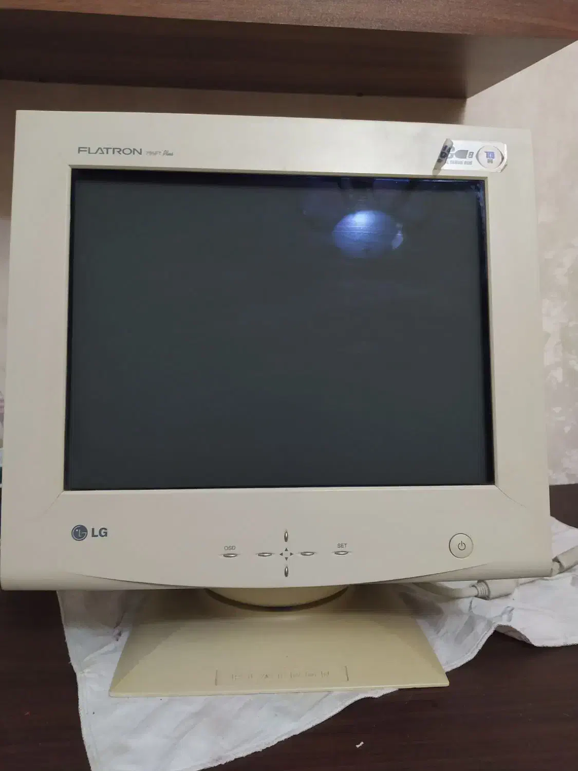 مانیتور|رایانه رومیزی|رشت, سعدی (تختی)|دیوار