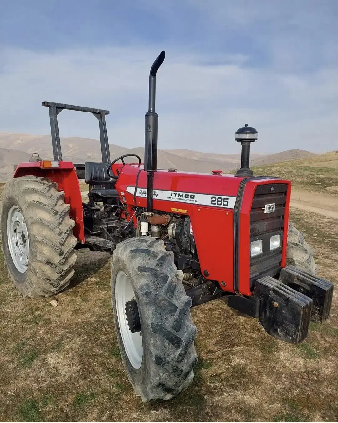 تراکتور ۲۸۵ جفت کارخانه|خودرو سنگین|تهران, ستارخان|دیوار