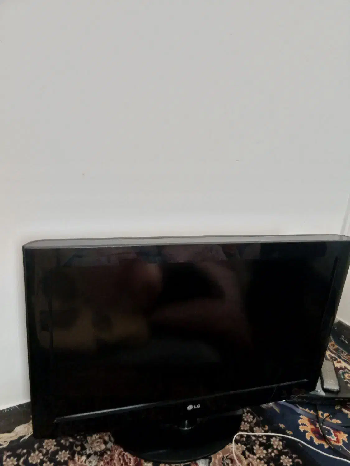 تلویزیون ۳۲ اینج|تلویزیون و پروژکتور|تویسرکان, |دیوار