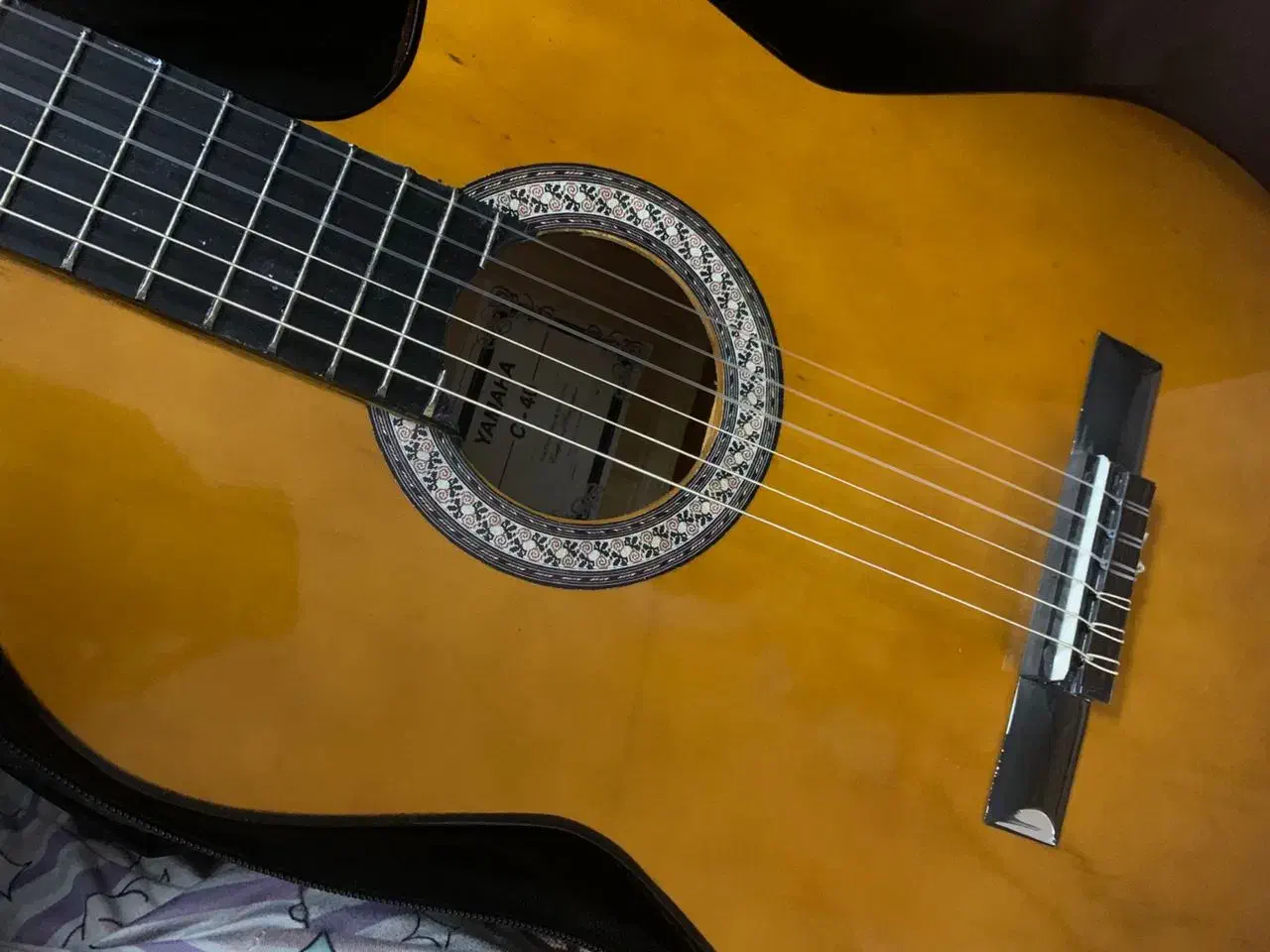 گیتار یاماهاc40|گیتار، بیس، امپلیفایر|قم, شهرک سازمان آب|دیوار