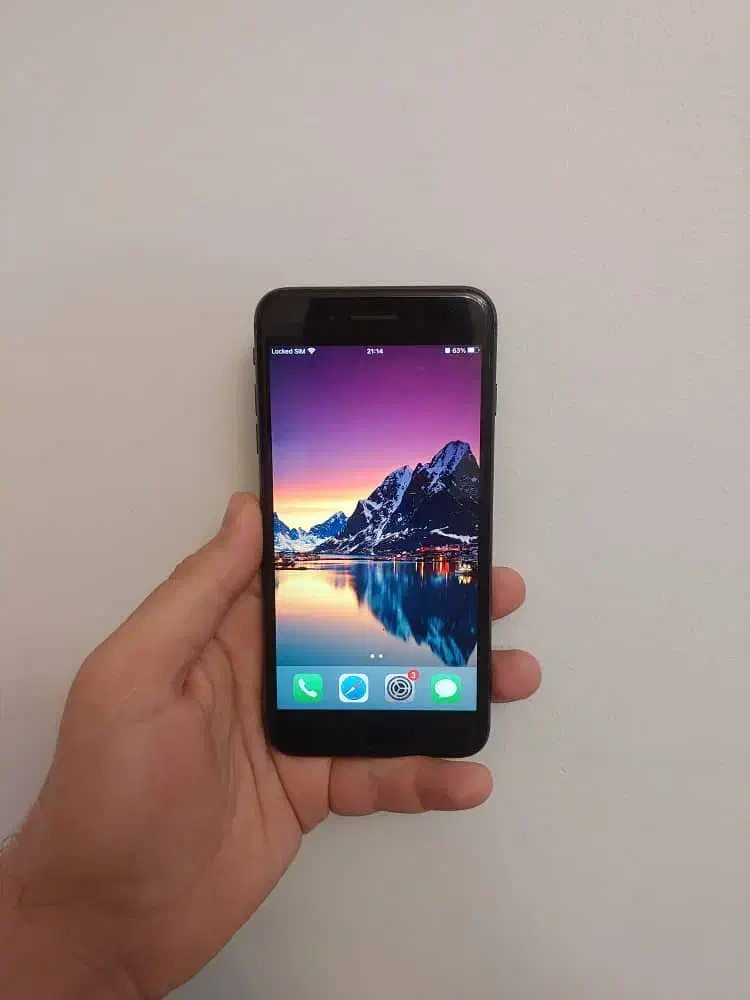 آیفون ۸ پلاس / iPhone 8 Plus|موبایل|کیش, |دیوار