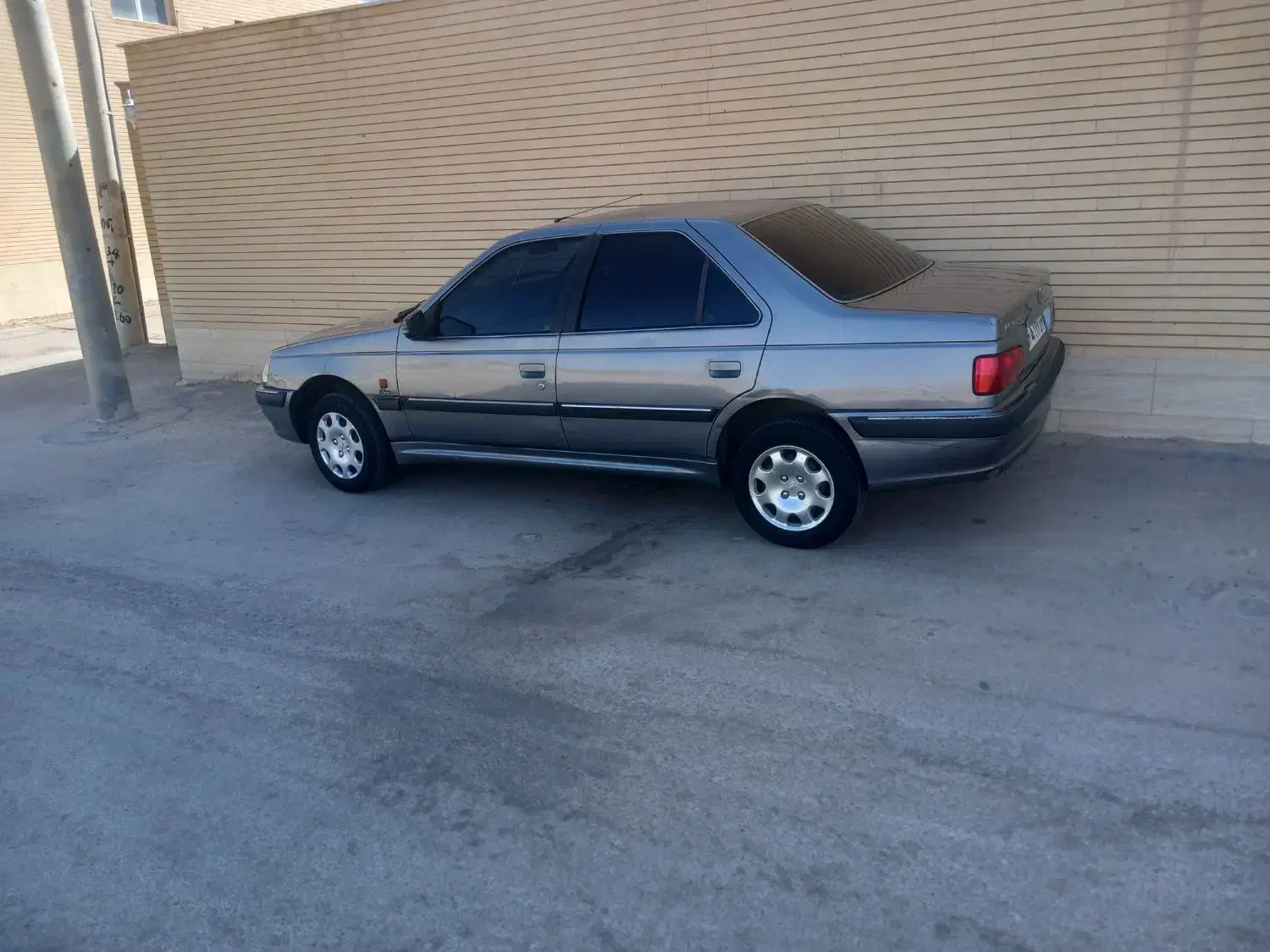 پارس مدل ۸۵ نوک مدادی|خودرو سواری و وانت|کاشان, زیارتی|دیوار