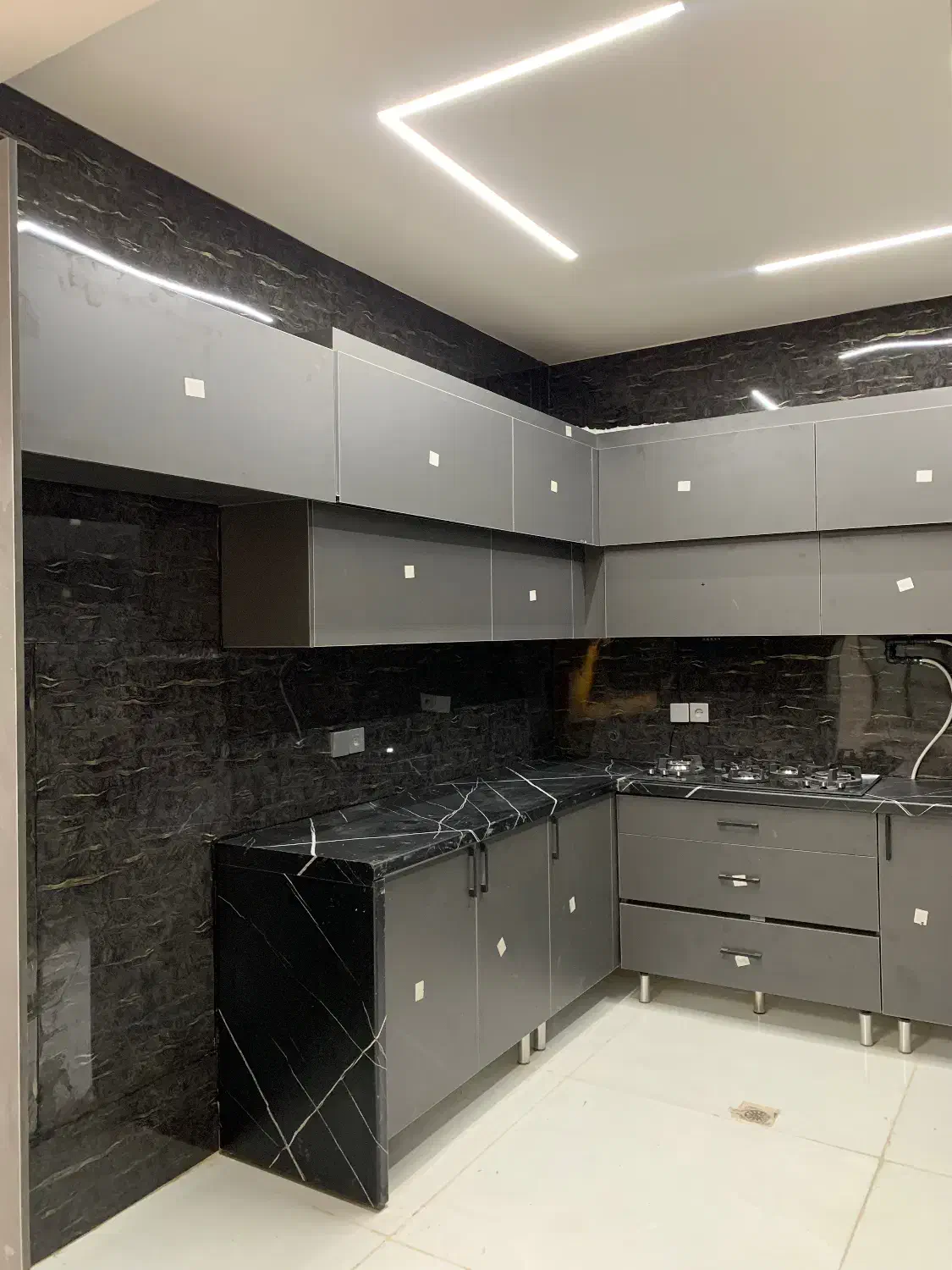 لوکس ترین ملک منطقه|اجارهٔ خانه و ویلا|شیراز, تحویلی|دیوار