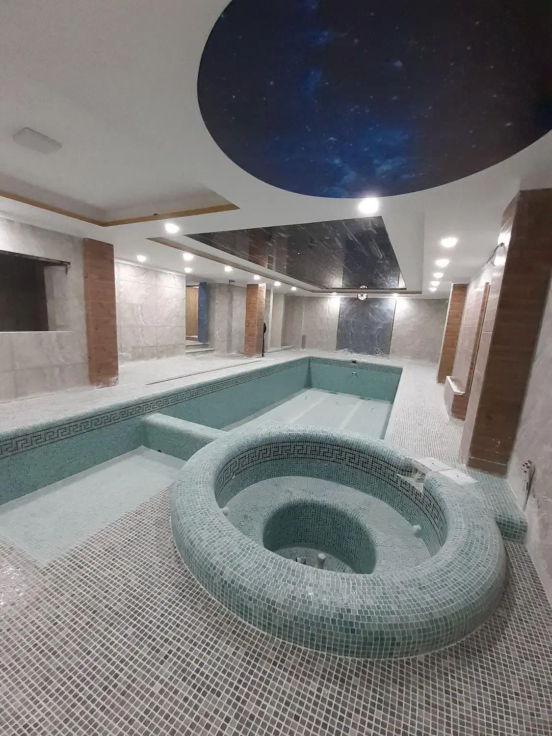 ۱۷۰ متر/۳ خواب/استخر دار/فاز ۲ خ مهستان|فروش آپارتمان|اندیشه, پرنیان|دیوار