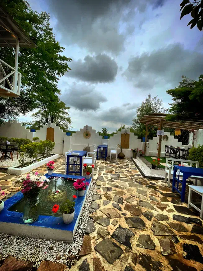 اجاره کافه رستوران زیبا با تمام امکانات|اجارهٔ مغازه و غرفه|رشت, گلسار|دیوار