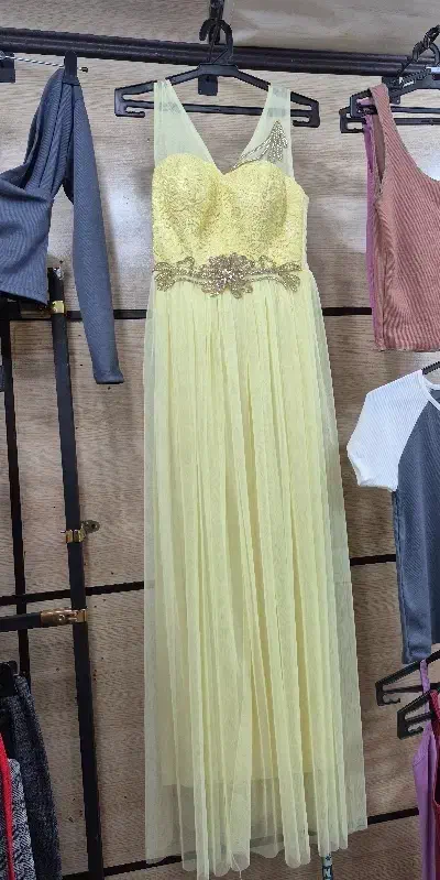 لباس جشن|لباس|آبادان, |دیوار