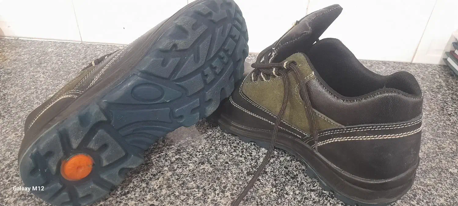 کفش ایمنی|کیف، کفش، کمربند|سنندج, |دیوار