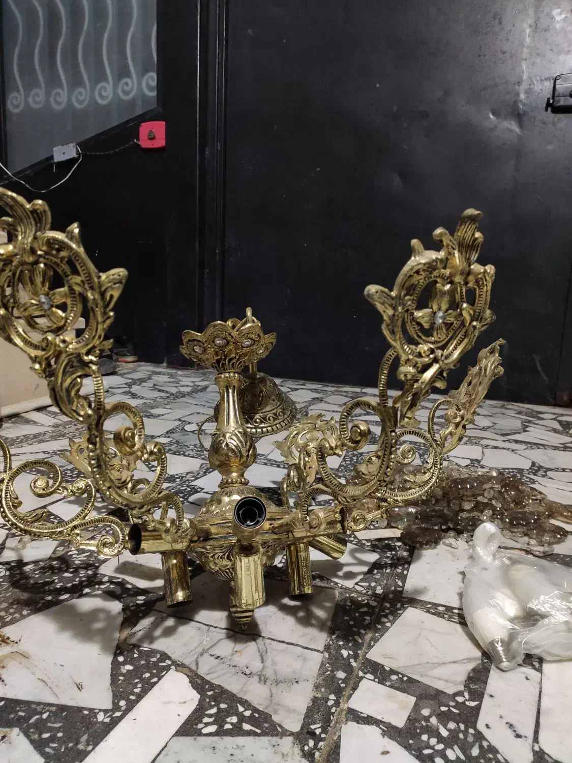 لوستر 10 شعله|لوستر و چراغ آویز|رشت, کوی حسینی|دیوار