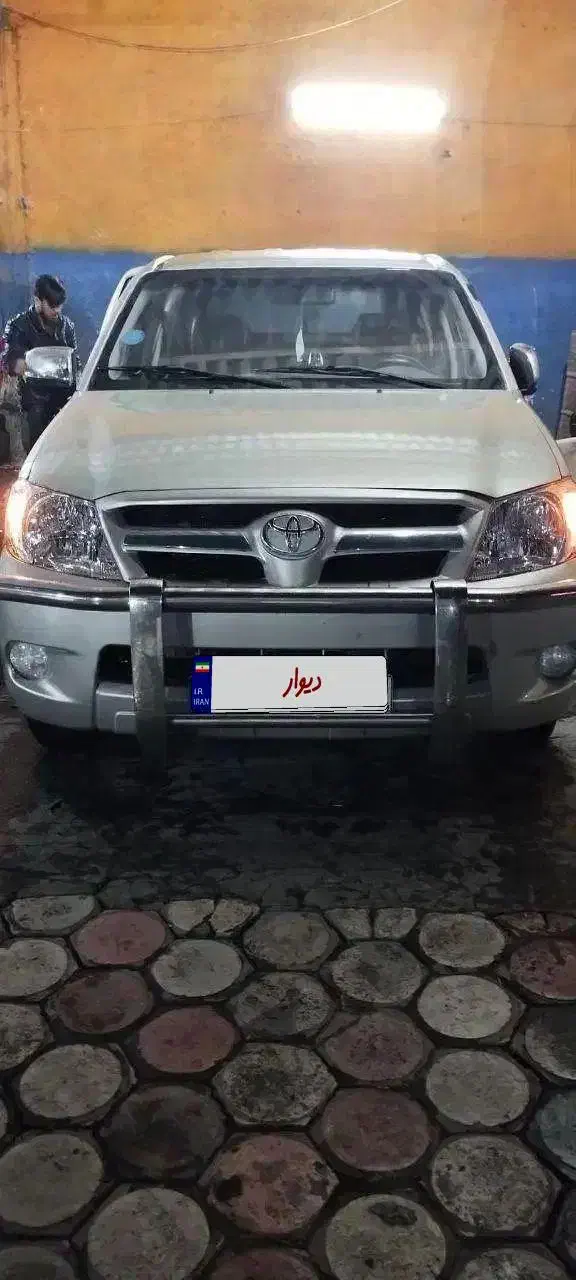 هایلوکس دوکابین دنده ای پا کوتاه|خودرو سواری و وانت|تهران, طرشت|دیوار