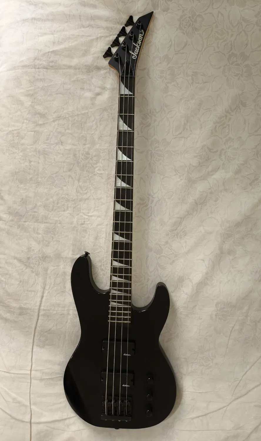 گیتار بیس Jackson JS2 Concert Bass|گیتار، بیس، امپلیفایر|تهران, باغ فیض|دیوار