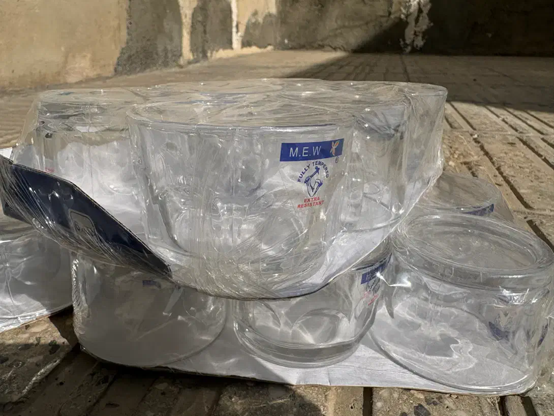 استکان عینکی|ظروف سرو و پذیرایی|فولادشهر, مدیسه|دیوار