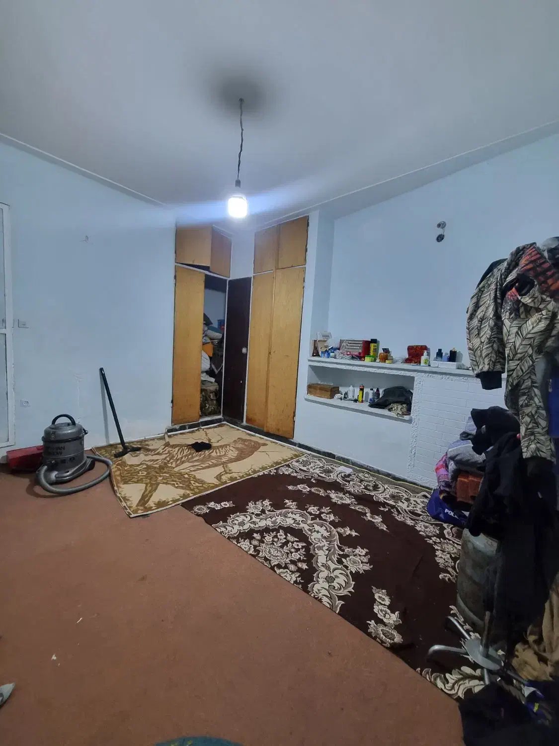 رهن منزل ۲ خواب واقع در مسلم ۲۰۰ متری|اجارهٔ خانه و ویلا|شیراز, مسلم|دیوار