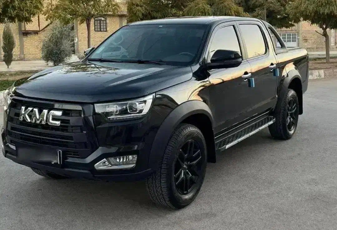 کی ام سی t8|خودرو سواری و وانت|شیراز, کوشک میدان|دیوار