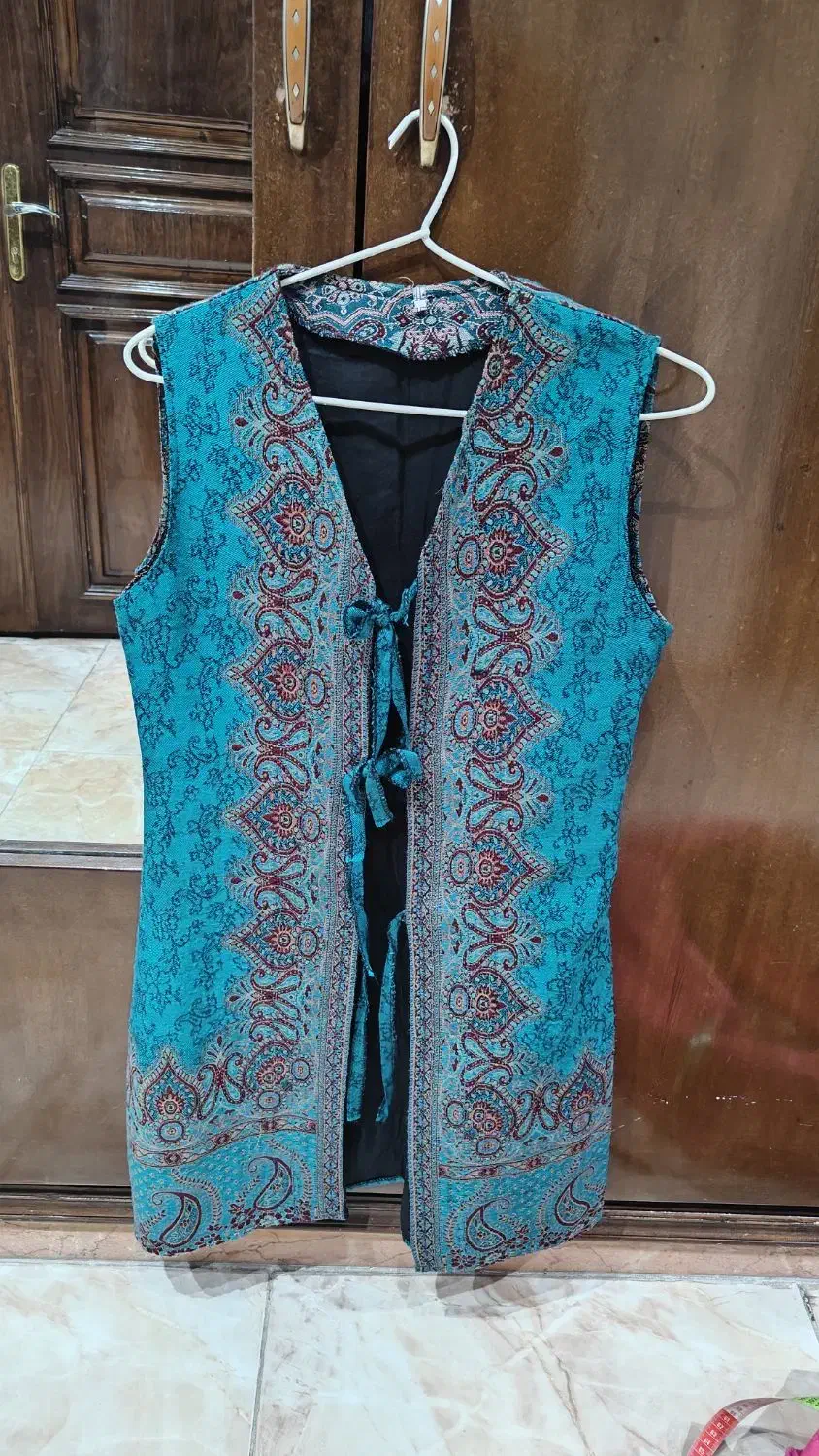 مانتو|لباس|آمل, |دیوار