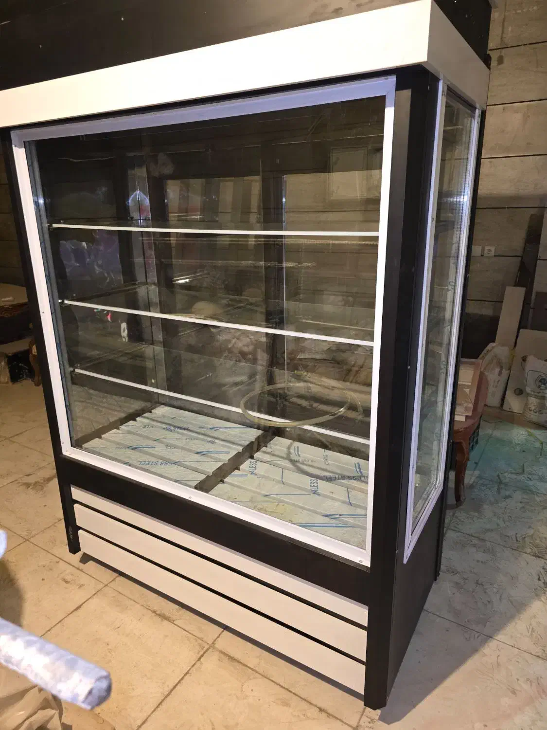 یخچال ویترینی / پروتئینی / لبنیاتی / قصابی / کیک|فروشگاه و مغازه|اصفهان, مهدی آباد|دیوار