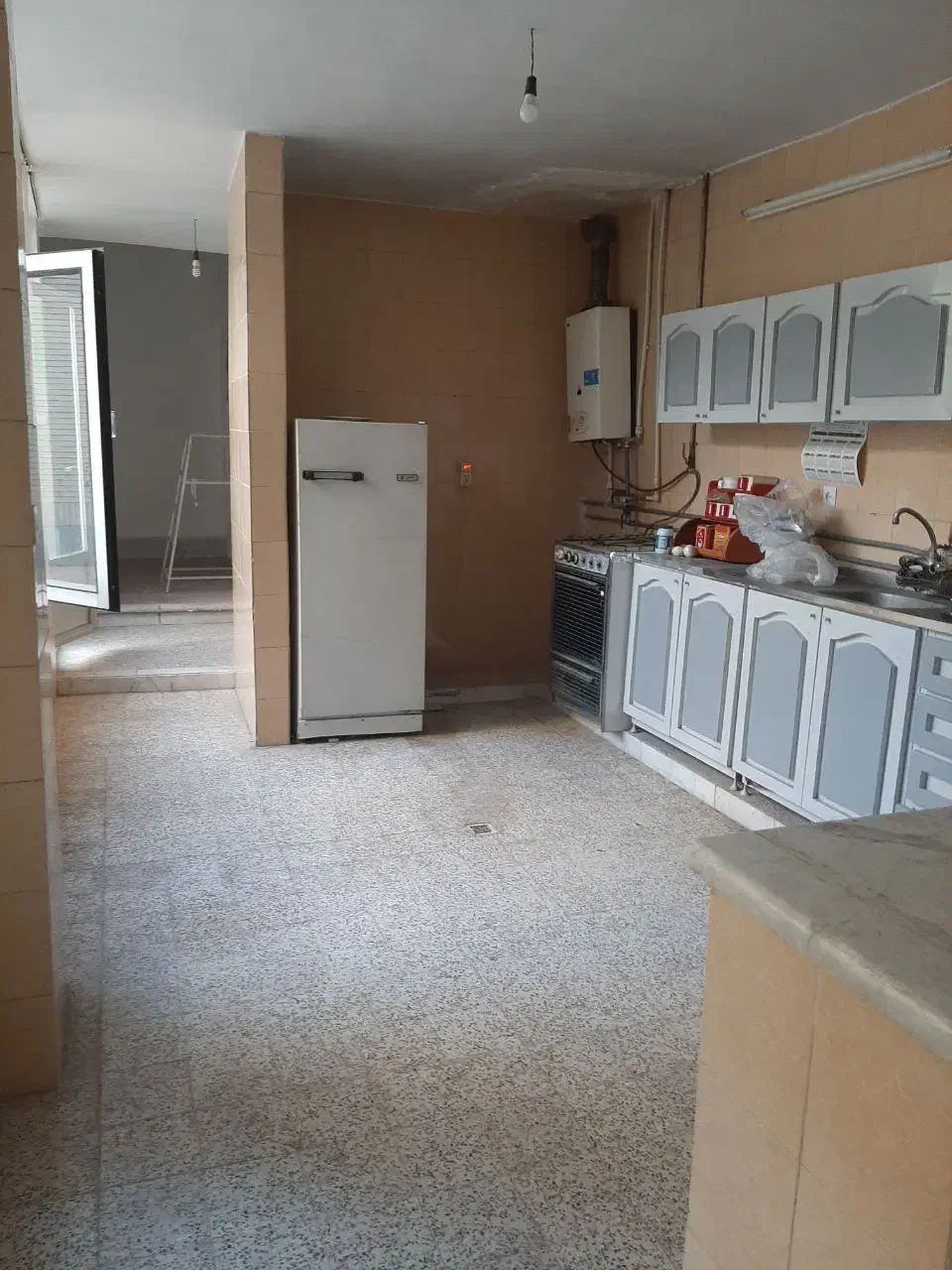 اجاره منزل|اجارهٔ خانه و ویلا|خمینی‌شهر, |دیوار