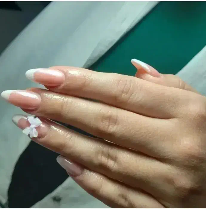 تخفیف خدمات کاشت ناخن برای تکمیل آلبوم کاری|خدمات آرایشگری و زیبایی|نقده, |دیوار