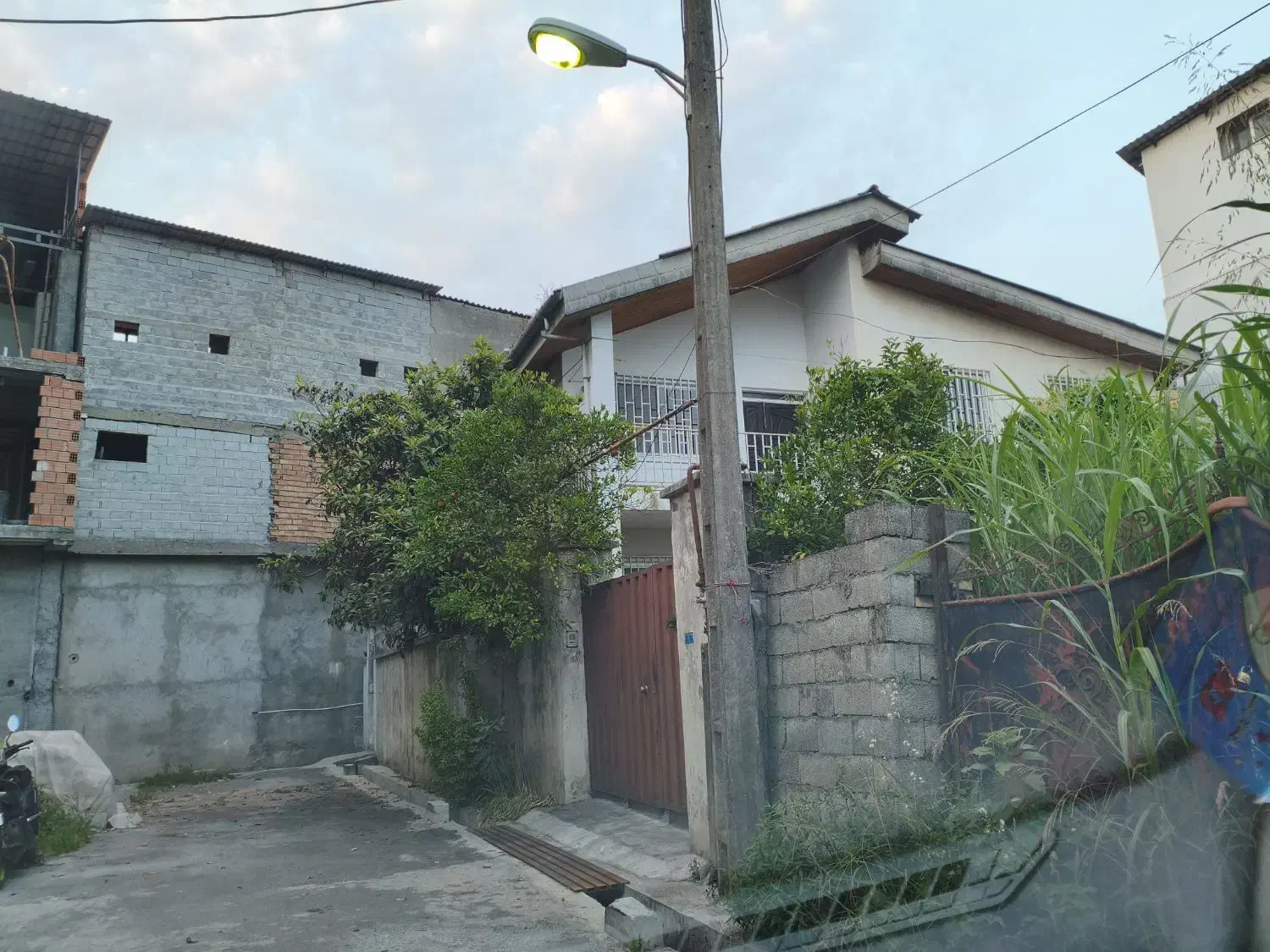 ۲۹۱متر زمین۲۰۰متربنا ۲طبقه مجزا متل قو زیر قیمت|فروش خانه و ویلا|سلمانشهر, |دیوار