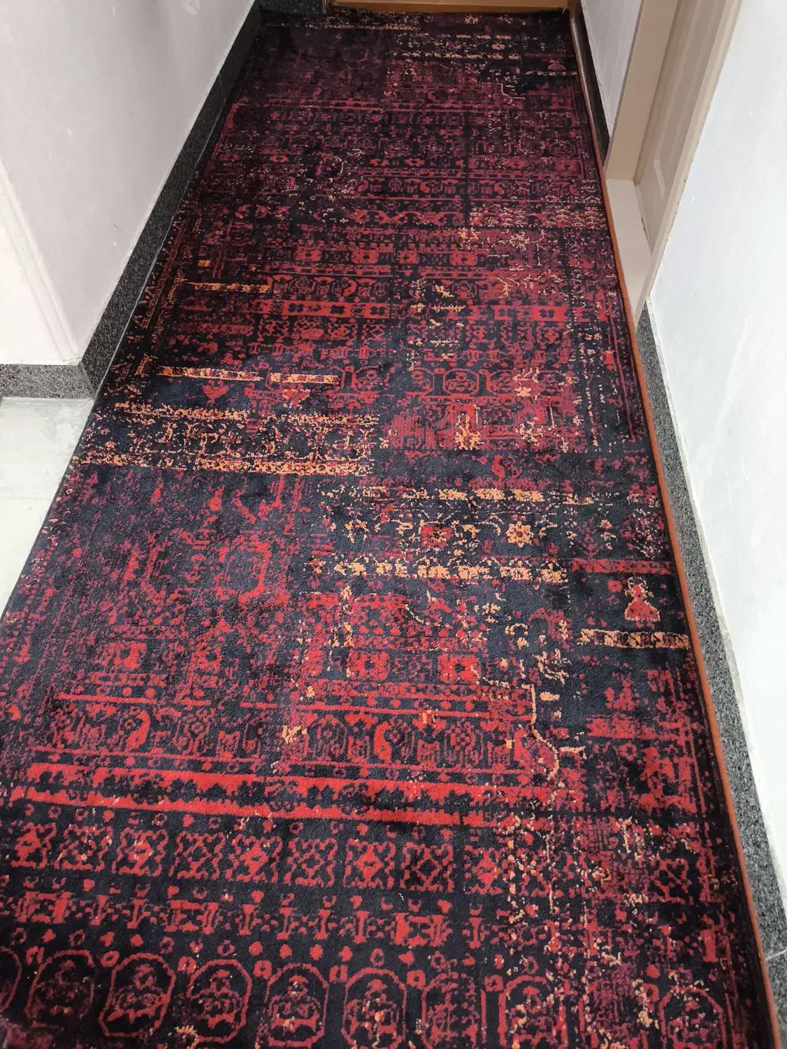 کناره راهرویی نو|فرش|ماهان, |دیوار