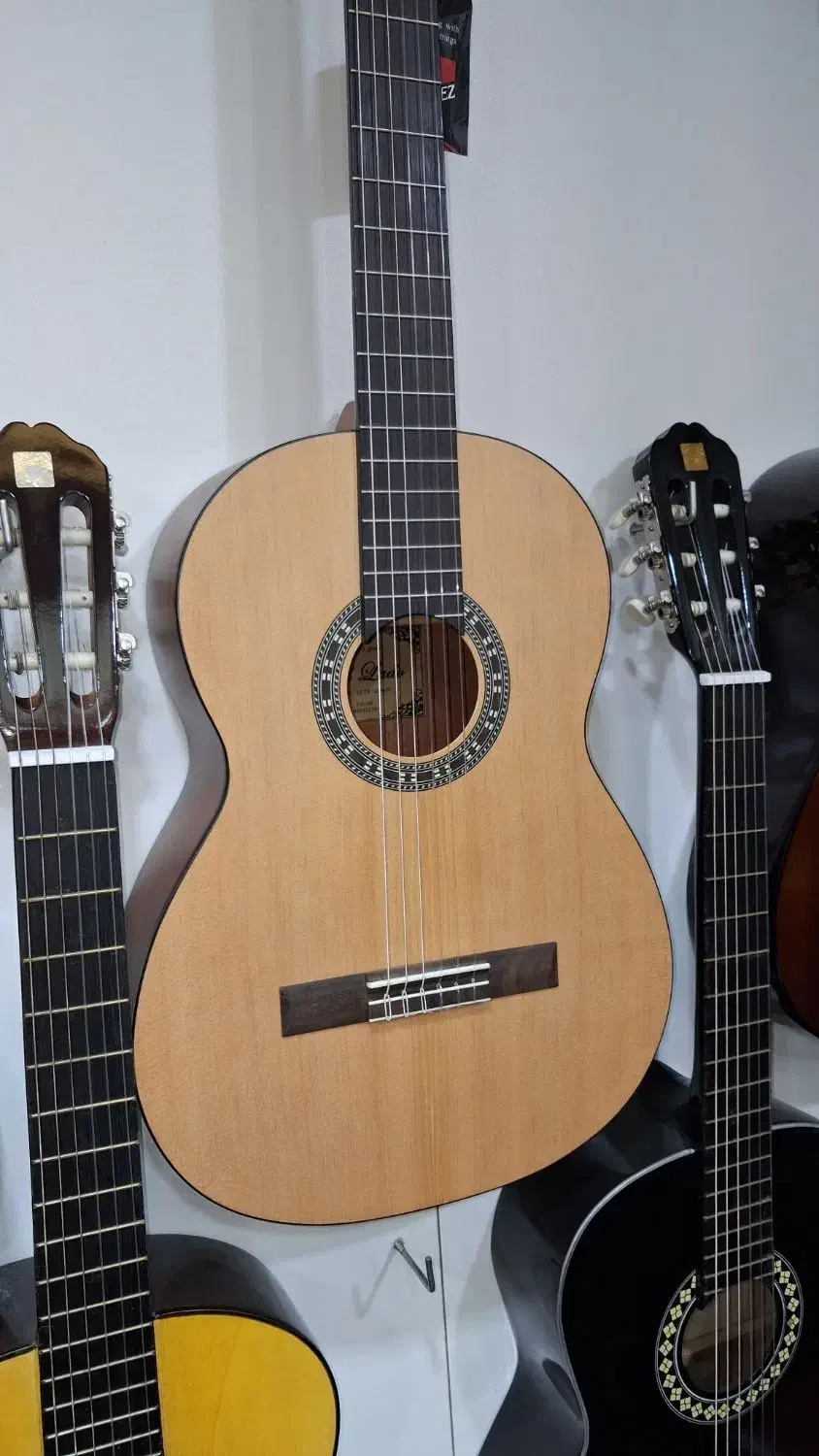 گیتار اسپانیایی pallado (فروشگاه تیموری)|گیتار، بیس، امپلیفایر|اردبیل, |دیوار