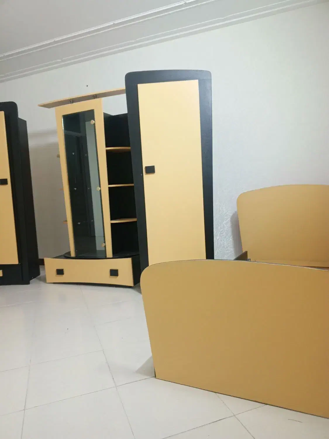 سرویس تخت و کمد نوجوان|تخت و سرویس خواب|یزد, |دیوار