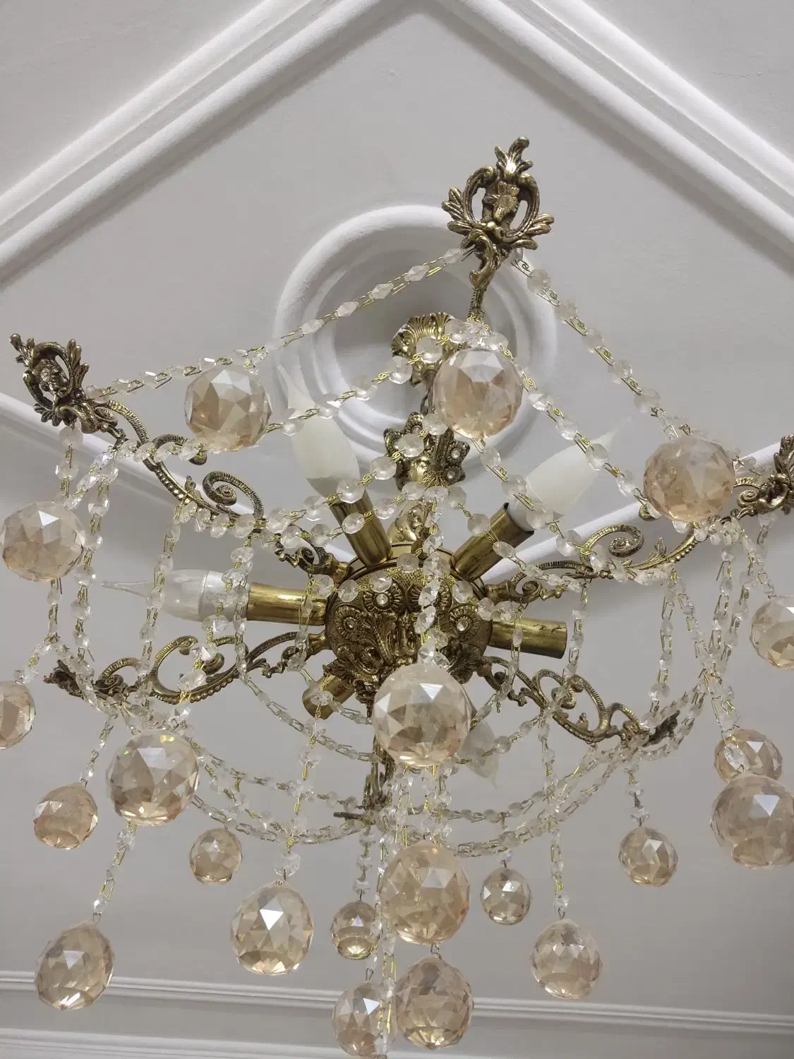 لوستر برنز|لوستر و چراغ آویز|هشتگرد, شهرک بعثت|دیوار