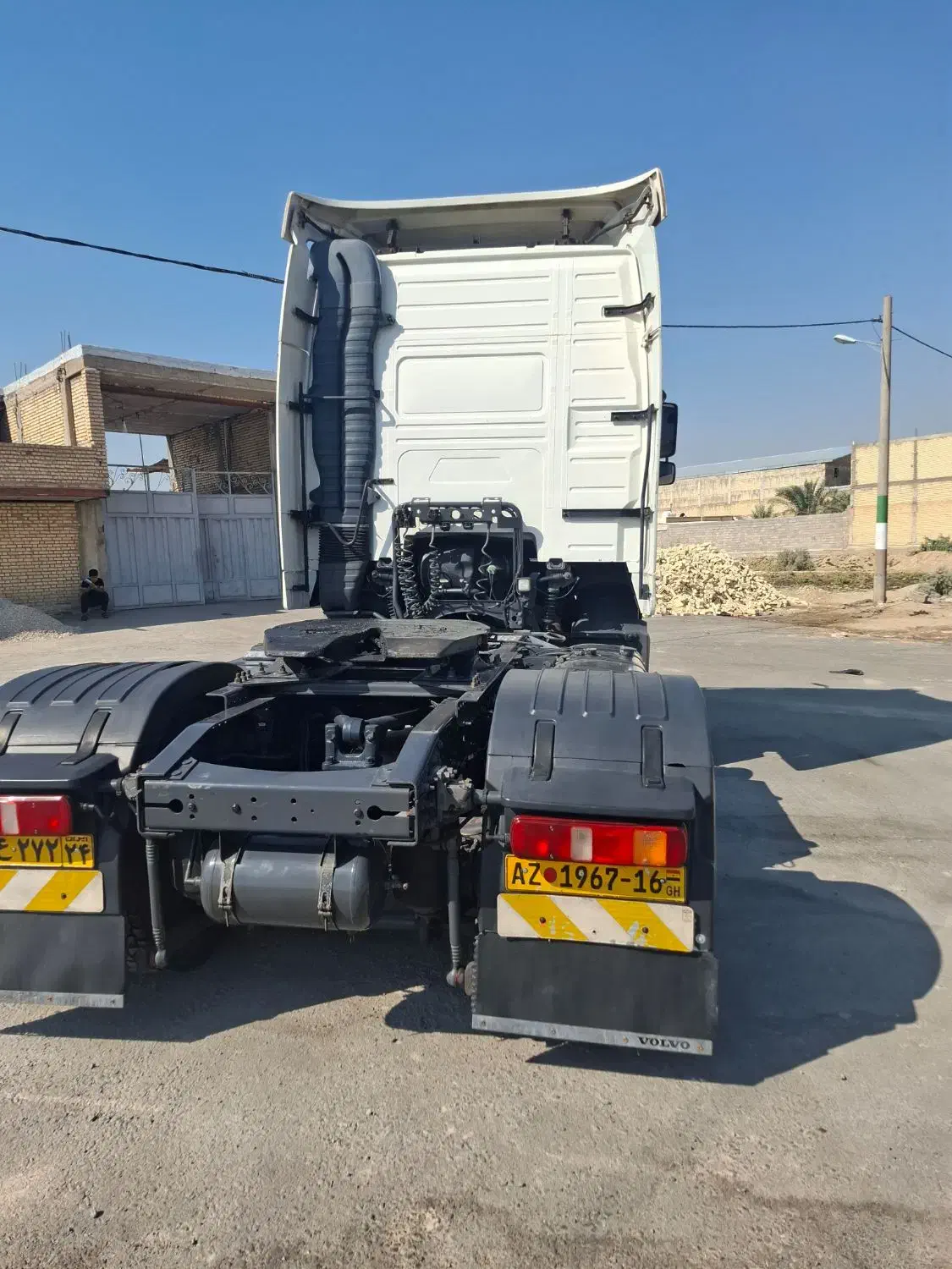 اف اچ۴۴۰ تک وارداتی|خودرو سنگین|اهواز, امانیه|دیوار