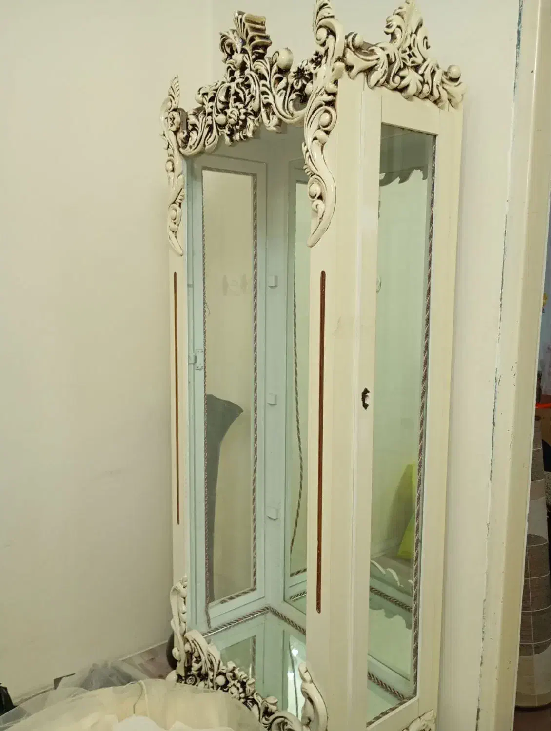 بوفه در حد نو|بوفه، ویترین، کنسول|خوی, |دیوار