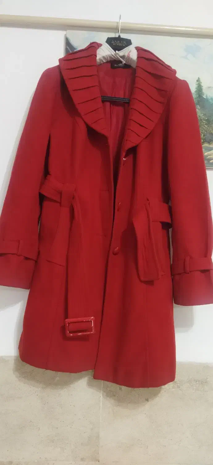 پالتو ، مانتو ، لباس مجلسی|لباس|بم, |دیوار