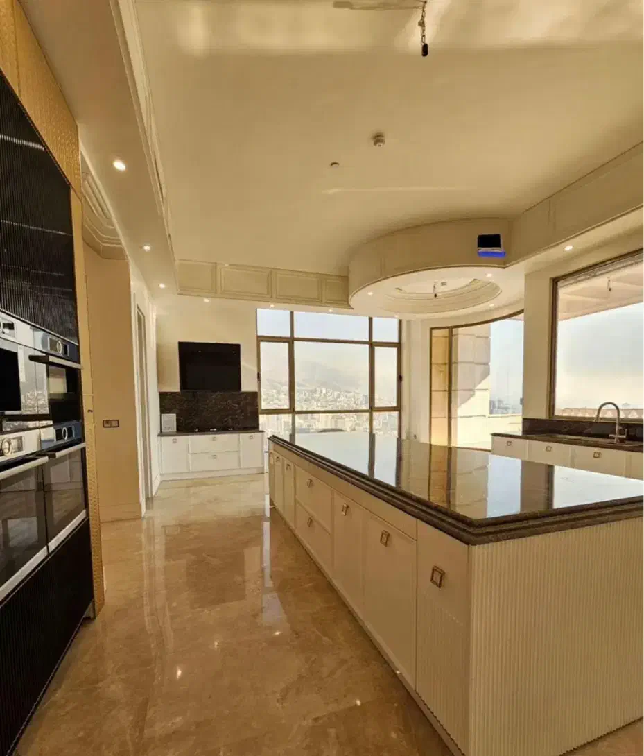 ۲۱۰ متر سه خواب مناسب اعیان نشینان گیشا