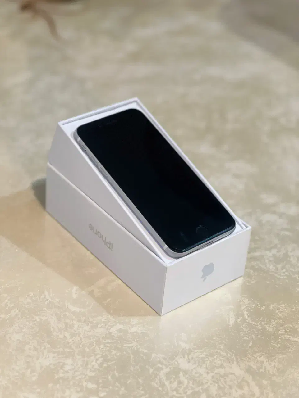 iphone se 2020 256 GB مشابه نو|موبایل|تهران, شهرک خرازی|دیوار