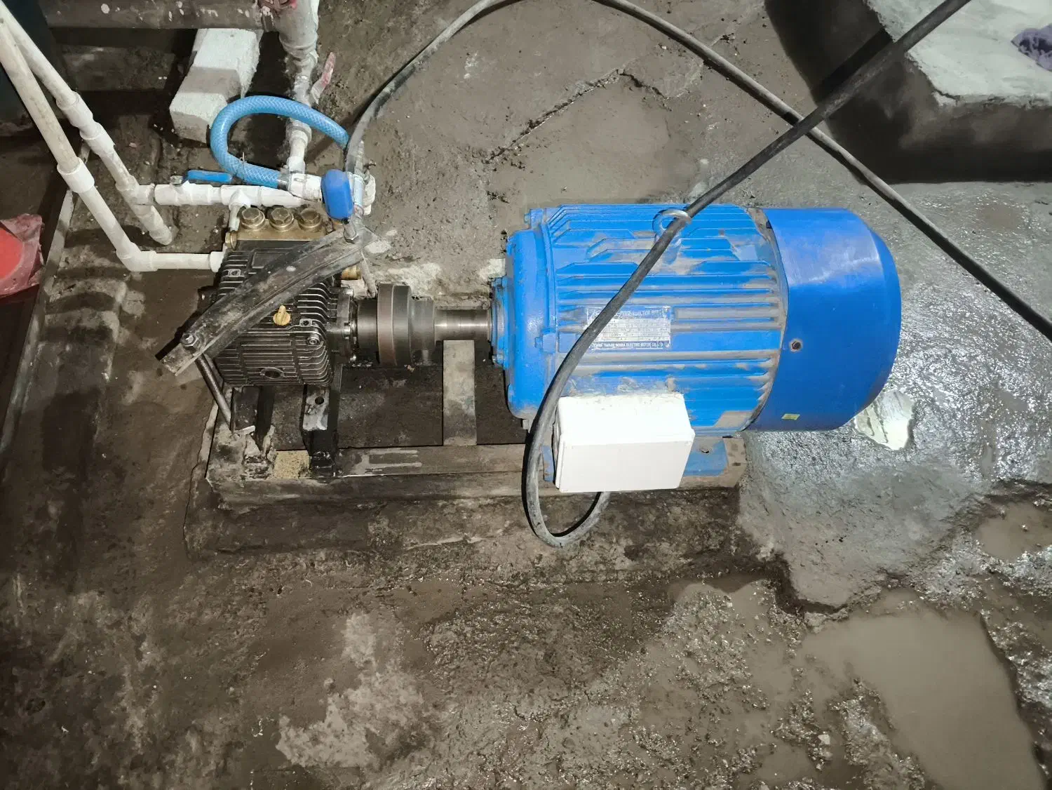 پمپ و دنیاب کارواش 3فاز|ماشینآلات صنعتی|سیرجان, |دیوار