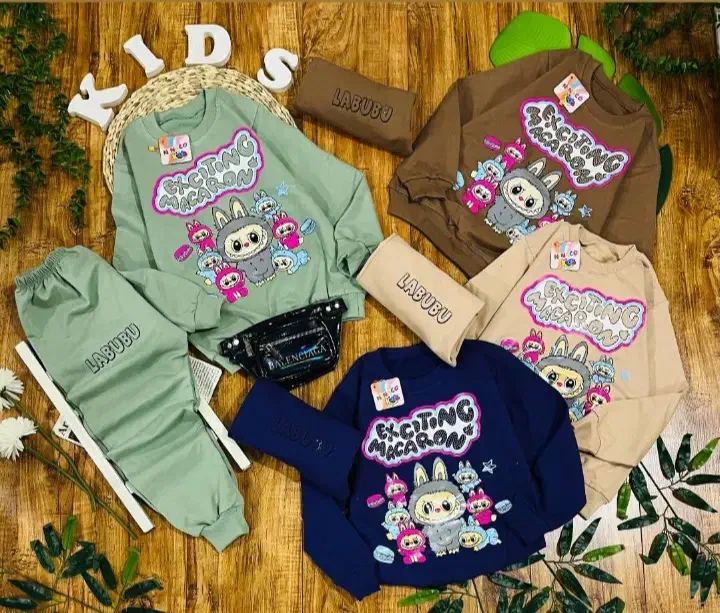 لباس بچگانه عمده|لباس|زاغه, |دیوار