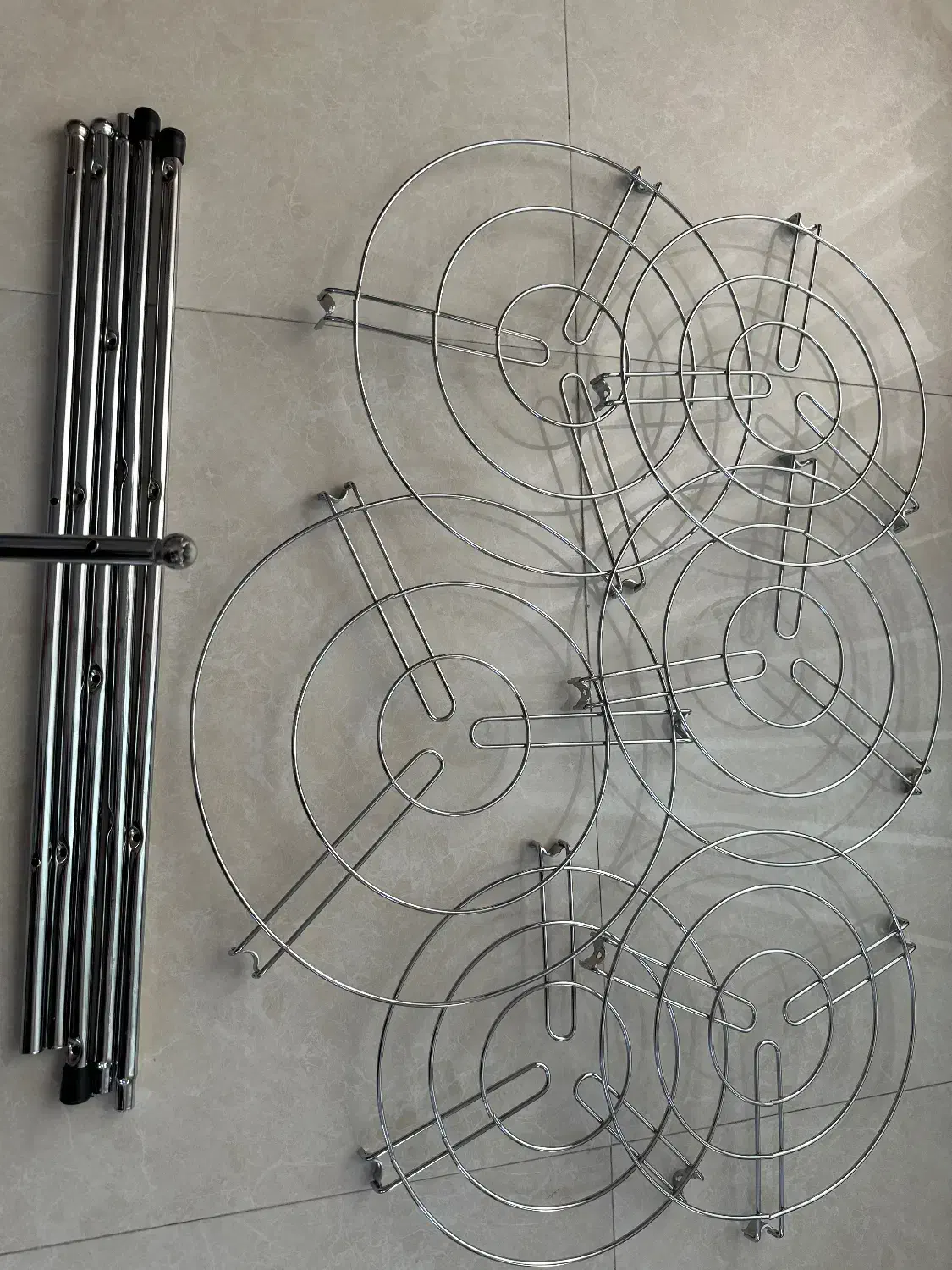 استند قابلمه|آب‌چکان و نظم‌دهنده ظروف|قم, هنرستان|دیوار