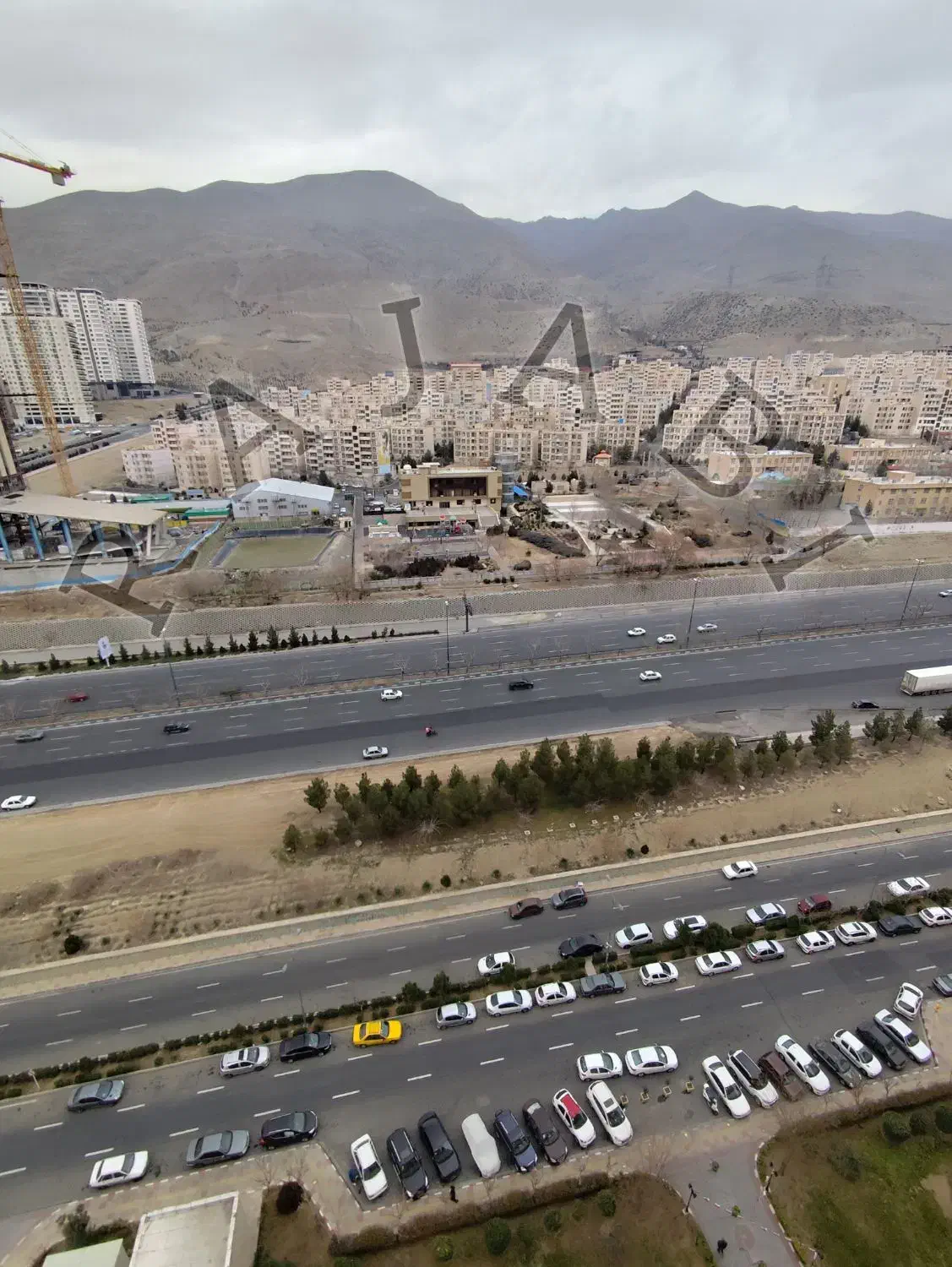 111 متر برج آسمان دریاچه طبقه آخر دید 3 جهت