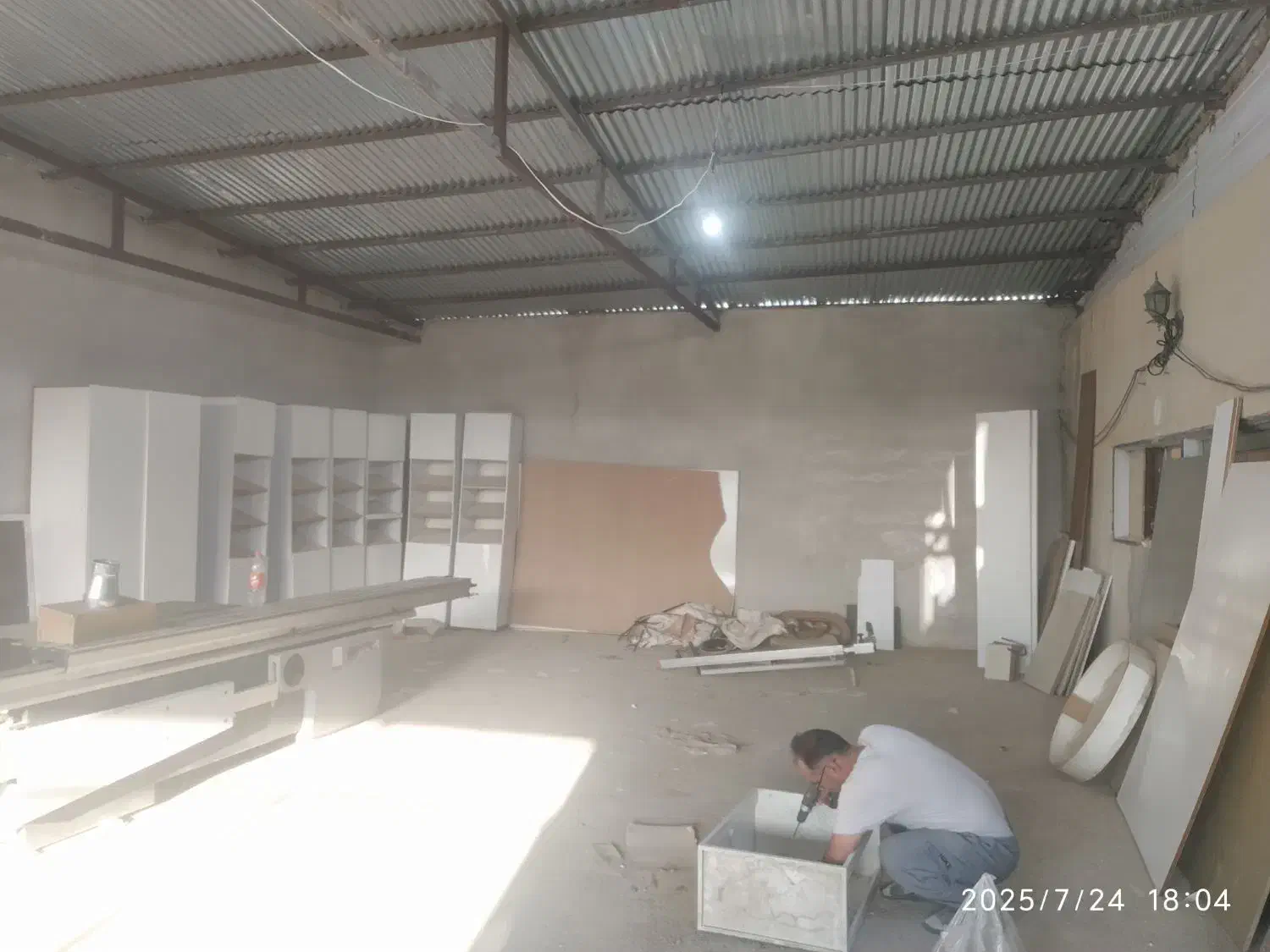 فروشگاه و نمایشگاه اجاره‌ای (جاده نورعلی بیک)|اجارهٔ مغازه و غرفه|ساوه, |دیوار