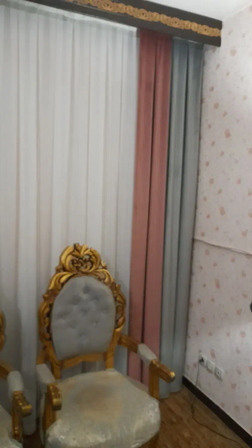 دوتا والان پرده دو طرف قیمت ۲تومن|پرده، رانر، رومیزی|بروجرد, |دیوار