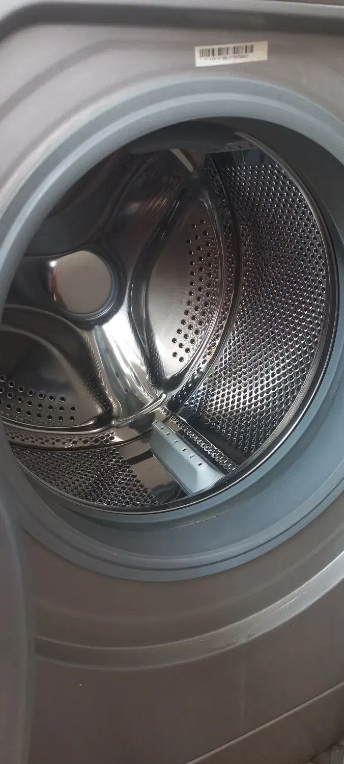 لباسشویی|ماشین لباسشویی و خشک‌کن لباس|قم, سربخش|دیوار