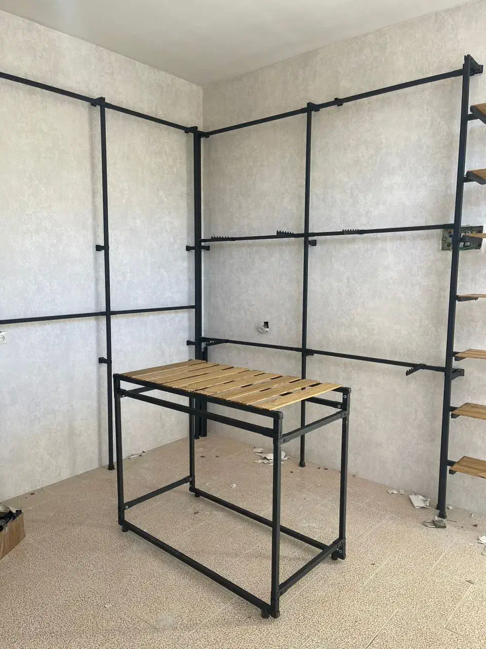 تجهیز کامل فروشگاه. طبقه /اقساطی|فروشگاه و مغازه|آباده, |دیوار