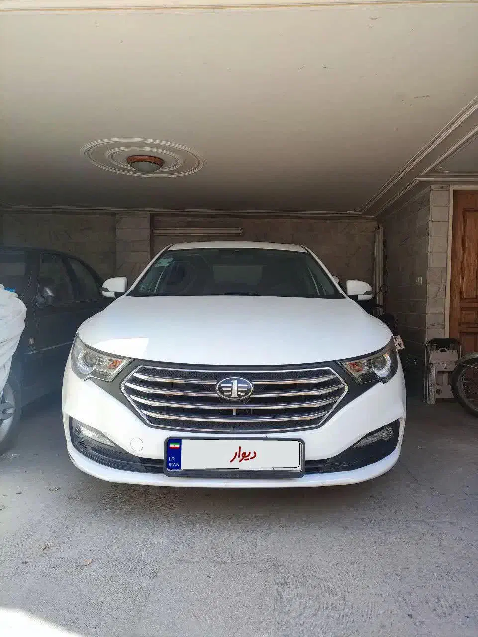 بسترن b30 مدل۹۸|خودرو سواری و وانت|اصفهان, نقش جهان|دیوار