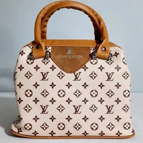 تخفیف به مناسبت روز مادر و شب یلدا|کیف، کفش، کمربند|فولادشهر, مسکن مهر فولادشهر|دیوار