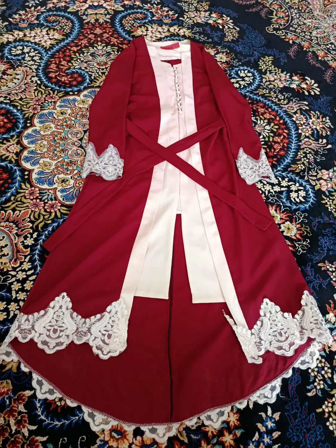 لباس هادر حد نو|لباس|میبد, |دیوار