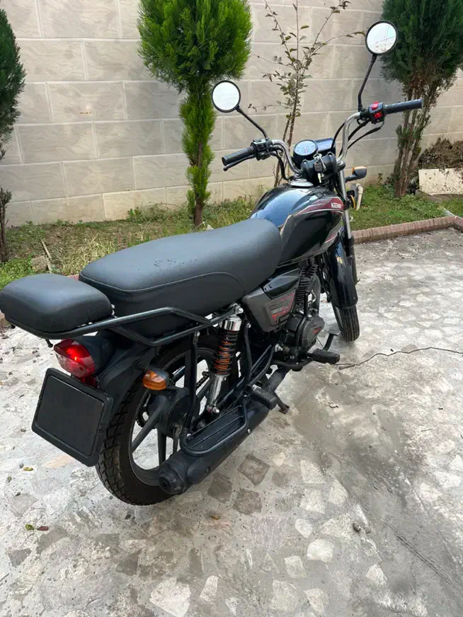 کی وی طرح باکسور ۱۵۰.بسیار نرم|موتورسیکلت|رشت, سعدی (تختی)|دیوار