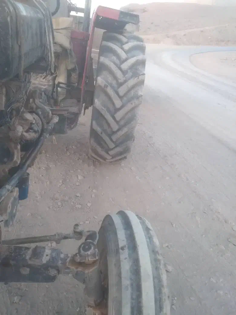 تراکتور ۸۱|خودرو سنگین|لردگان, |دیوار