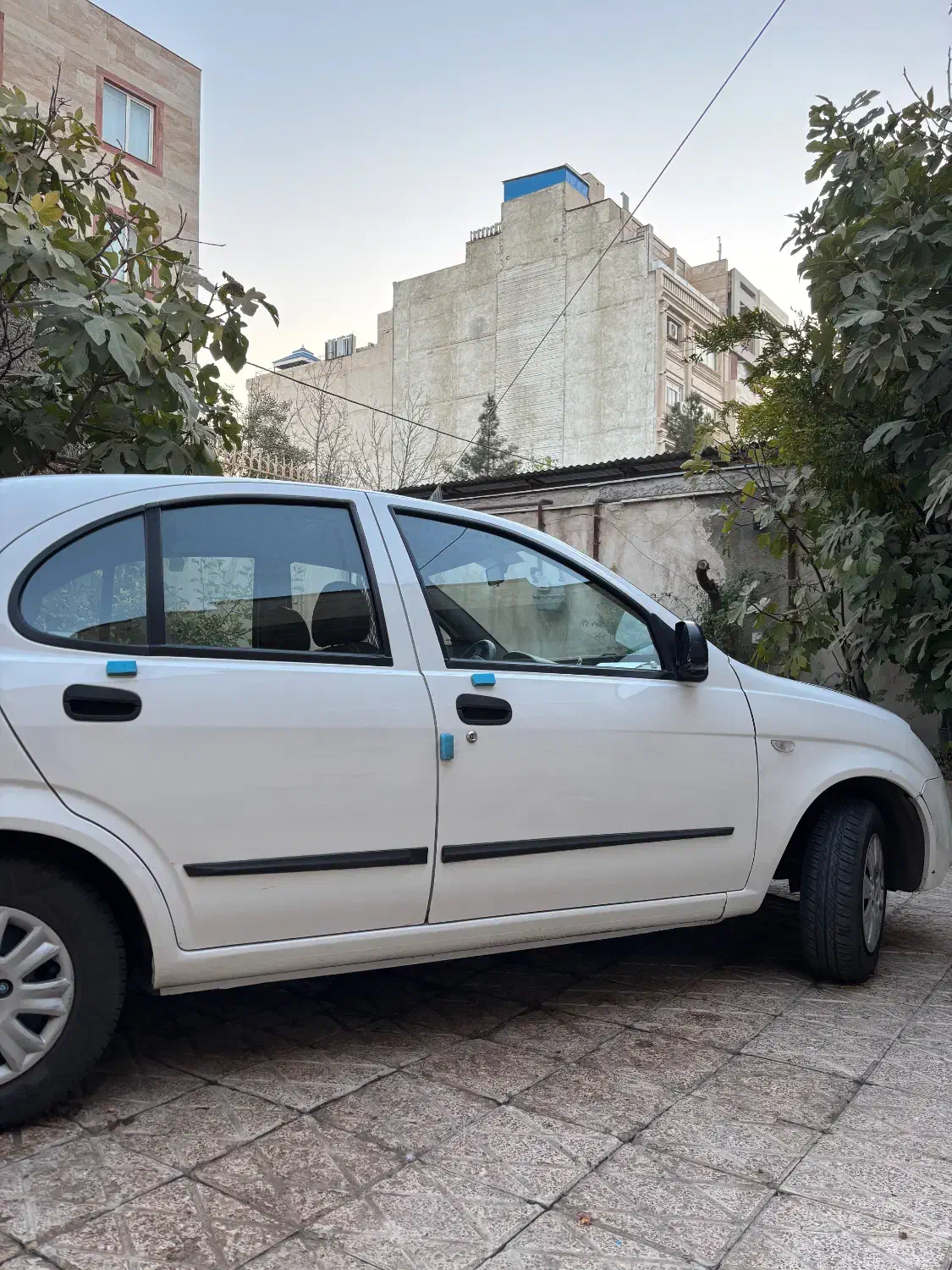 تیبا دو کم کار کارمندی|خودرو سواری و وانت|مشهد, شاهد (شهرک غرب)|دیوار