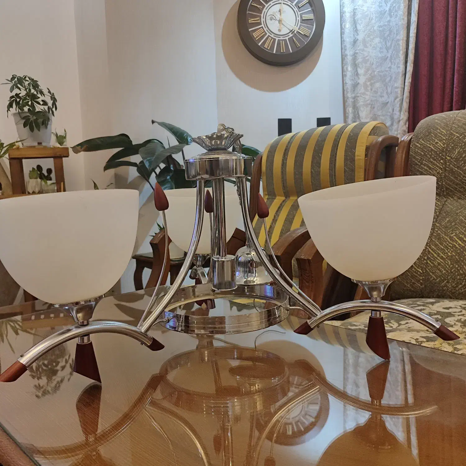 لوستر مدرن سه شاخه|لوستر و چراغ آویز|اصفهان, احمدآباد|دیوار