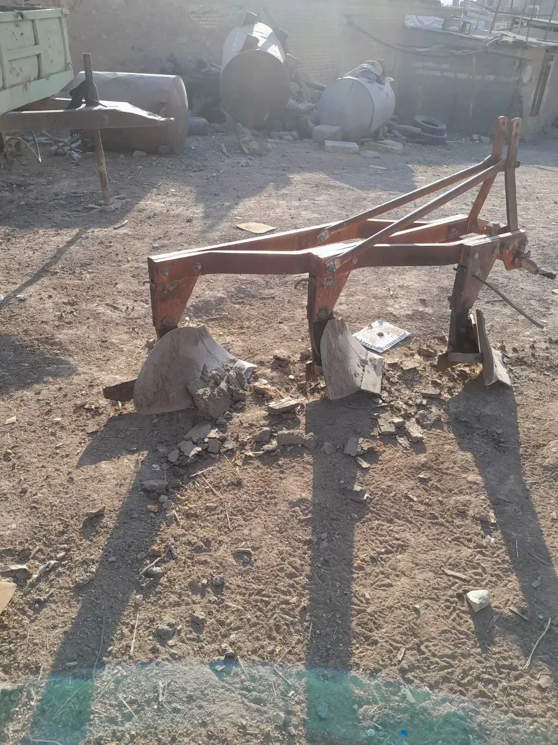 گاواهن‌فروش ادوات کشاورزی، چیزل‌‌، تراکتور|قطعات یدکی و لوازم جانبی|لردگان, |دیوار