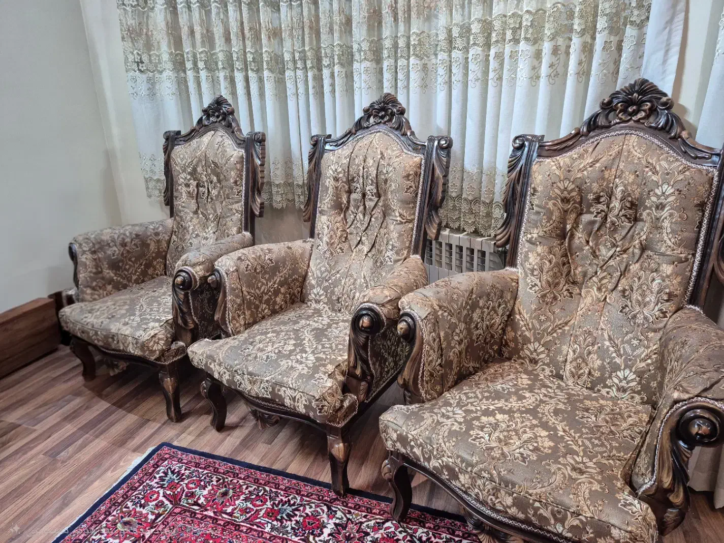 فروش مبل سلطنتی لوکس ۸ نفره در حد نو|مبلمان خانگی و میز عسلی|ابهر, |دیوار