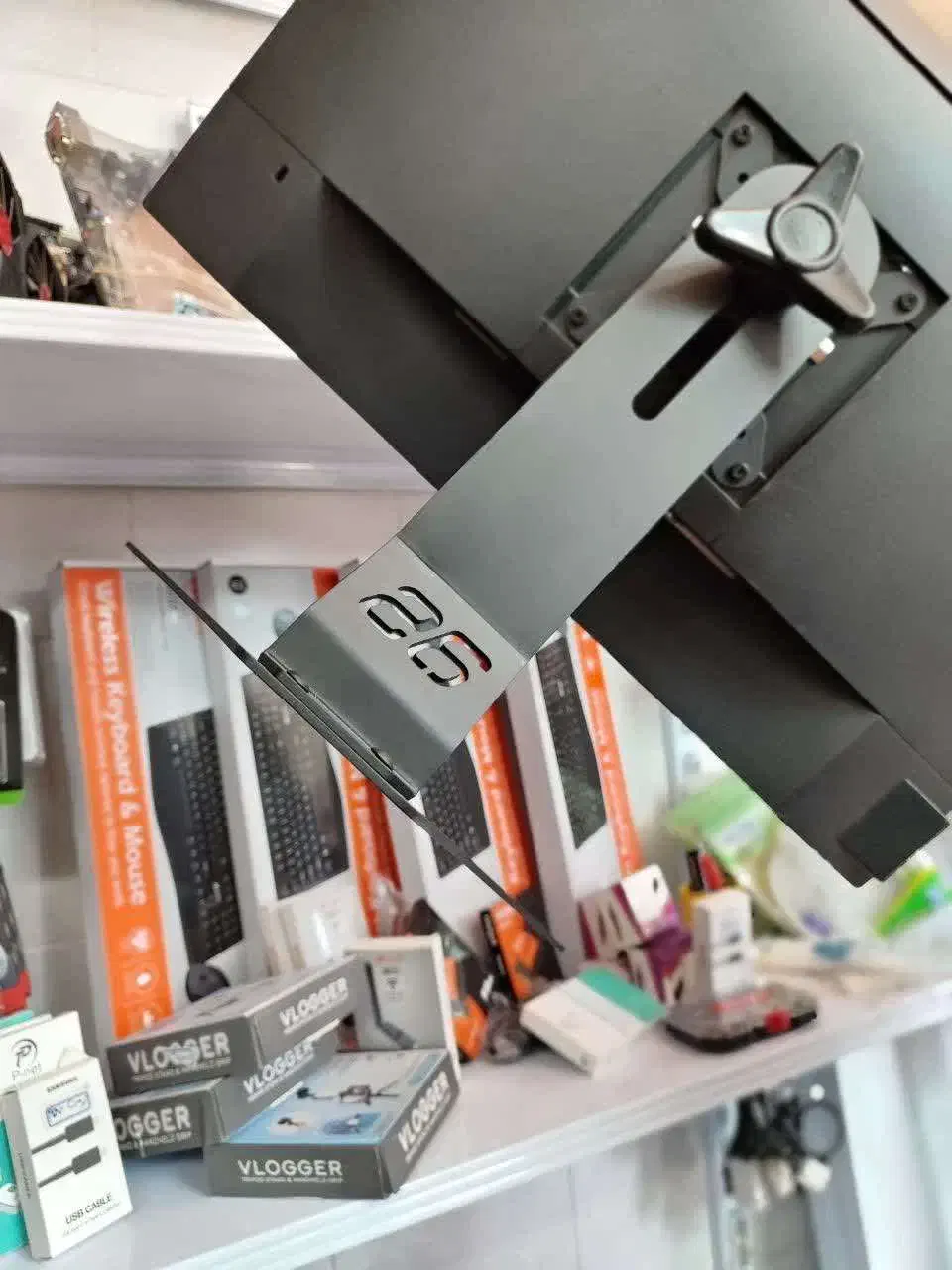 هولدر نگهدارنده نمایشگر|قطعات و لوازم جانبی رایانه|زنجان, |دیوار